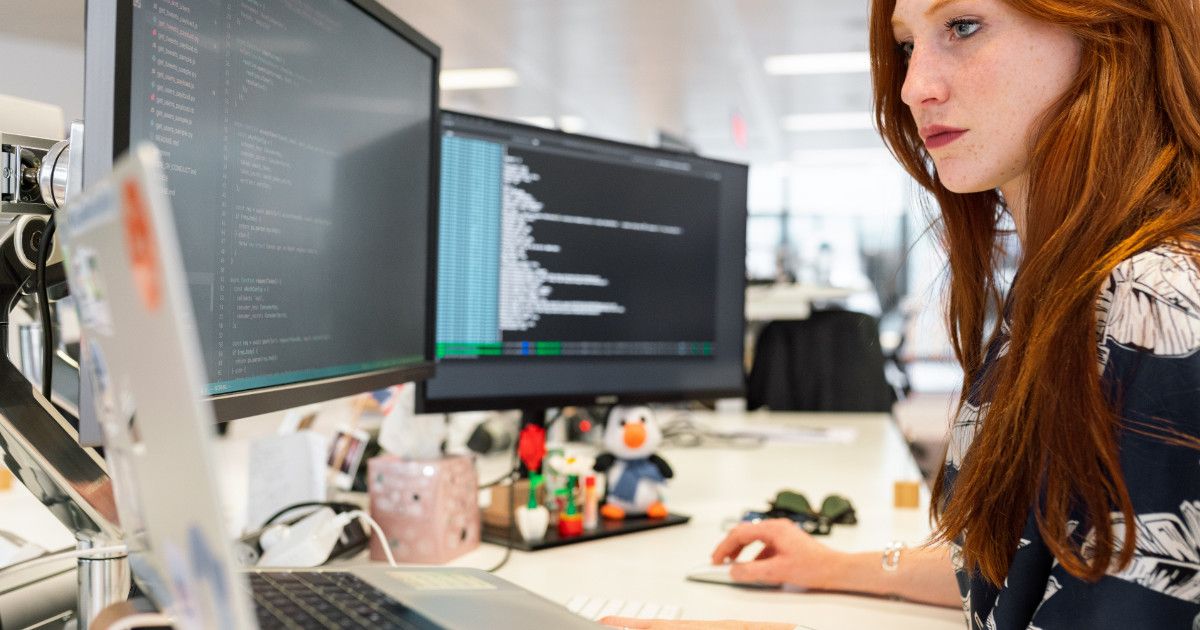 ApplikationsentwicklerInnen - Coding ApplikationsentwicklerInnen - Coding